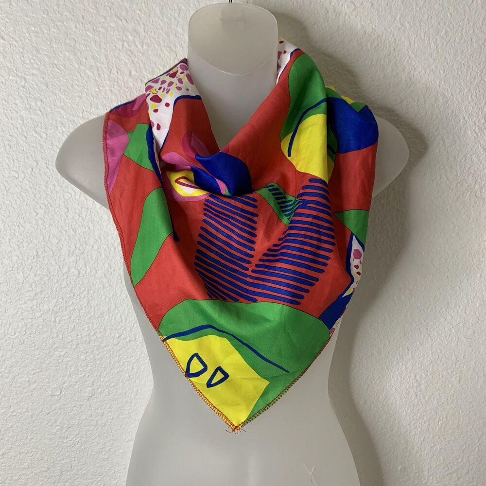LUSH Knot Wrap Fruit Bowl Print Scarf Head Wrap Wrapping 27"x27" Colorful NWOT